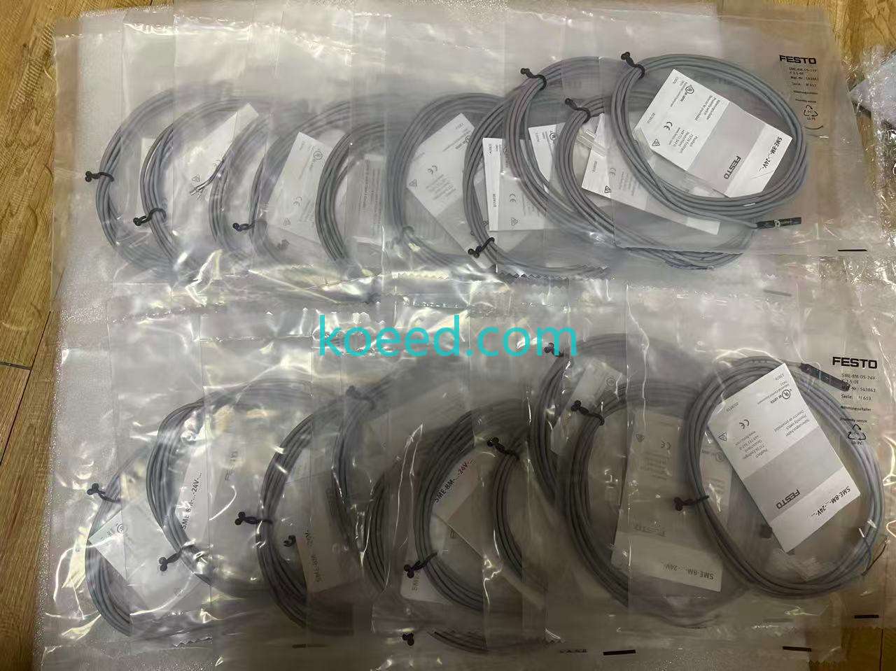 SME-8M-DS-24V-K-2.5-OE 543862 - Product View